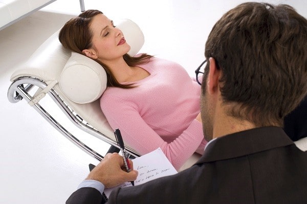 What is hypnotherapy like and is hypnosis Illinois, IL safe?