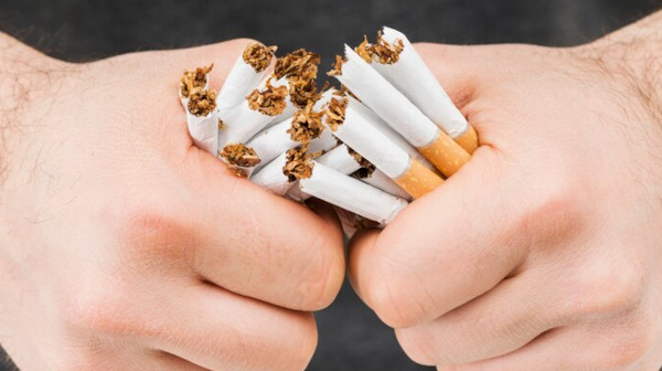 How can I quit smoking through hypnosis therapy in Center Point, AL?